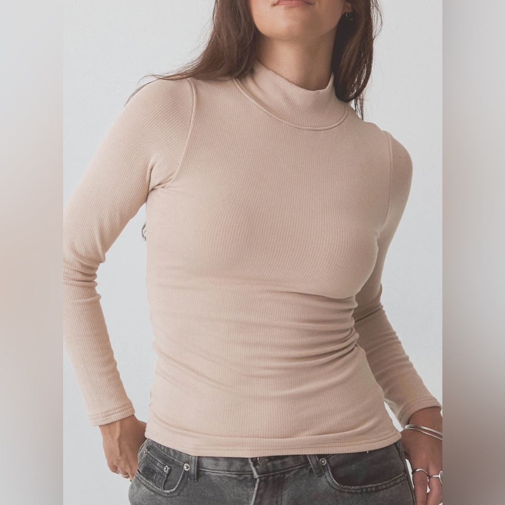 New Klassy Network Beige Ribbed Built In Bra Top Sz L